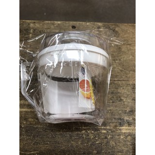 Dụng cụ vắt cam nhựa tiện lợi