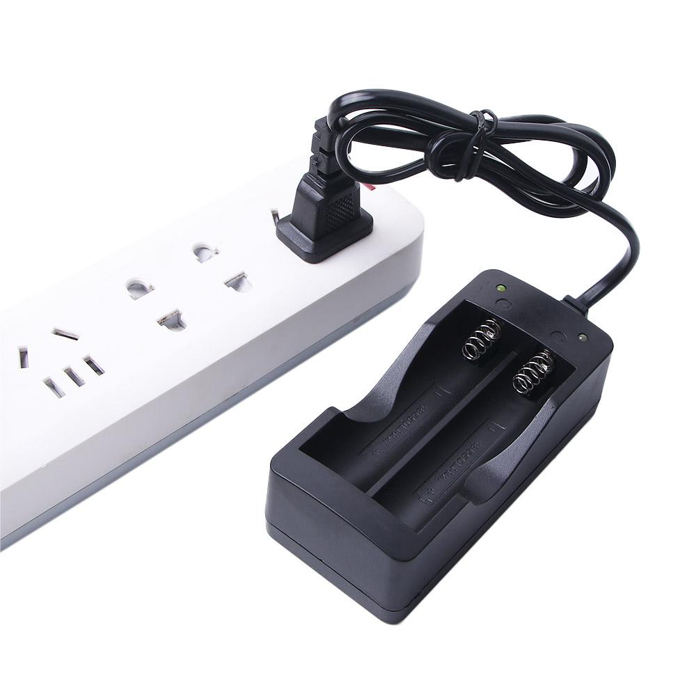 Đế Sạc Pin Li-ion 18650 2 Ngăn Tiện Lợi