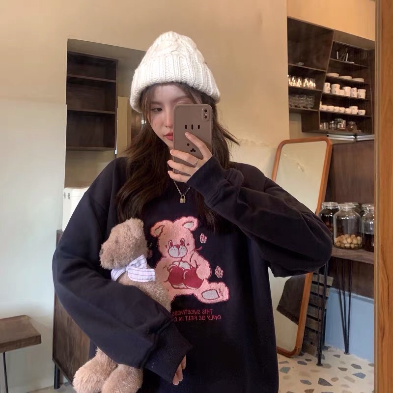 Áo sweater Nam Nữ form rộng, hình thêu, Chất Nỉ da cá dày dặn- Hàng QC | BigBuy360 - bigbuy360.vn