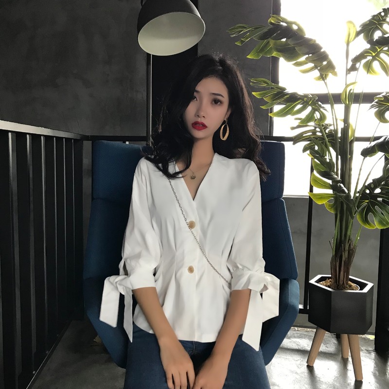 Áo Blouse nữ tay lửng xòe phong cách Hàn Quốc