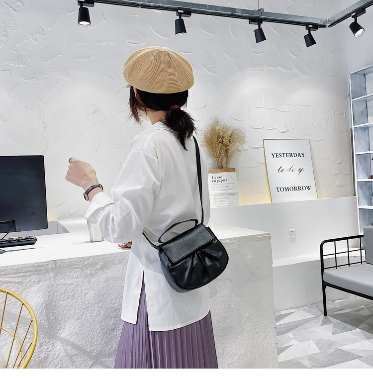 Túi Đeo Chéo Thời Trang Hàn Cho Nữ
