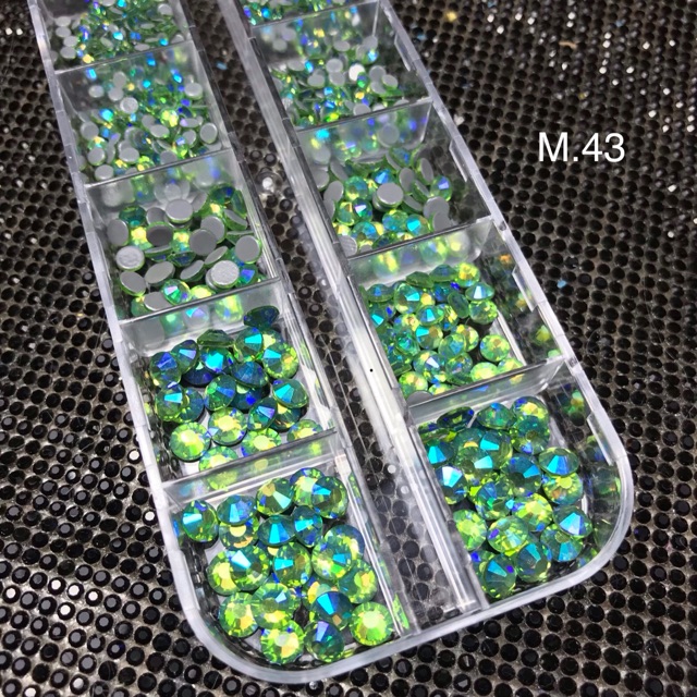 Đá chân keo cao cấp mix size - khay 1440 viên