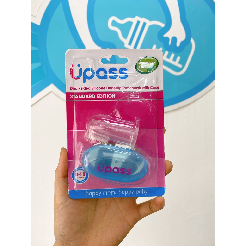 Bàn chải xỏ ngón kèm hộp đựng Upass