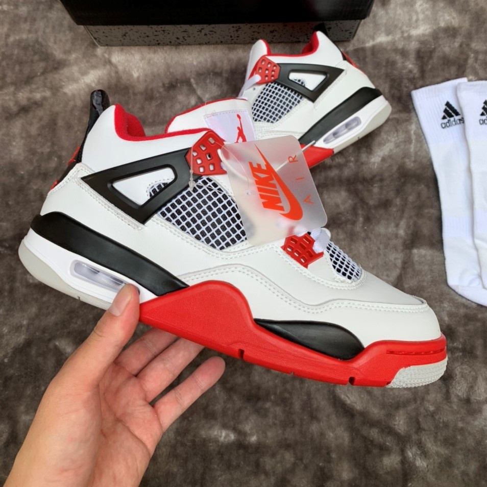 Giày Jordan 4 1:1 Chuẩn 5 Màu 🔻Full Box & Phụ Kiện 🔻