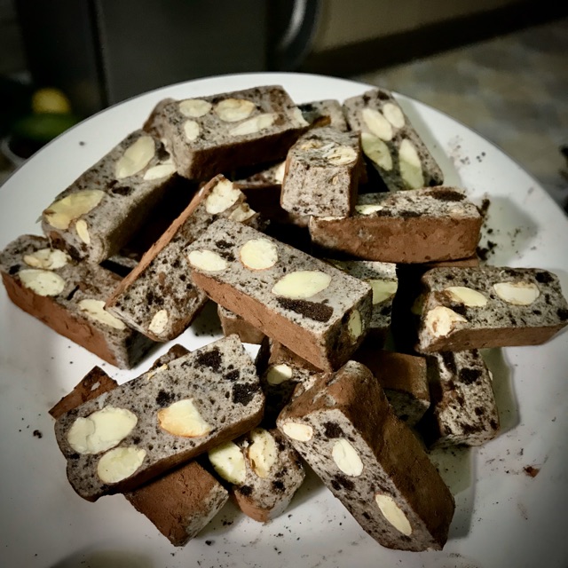 kẹo nougat oreo hạnh nhân(gói 10c)