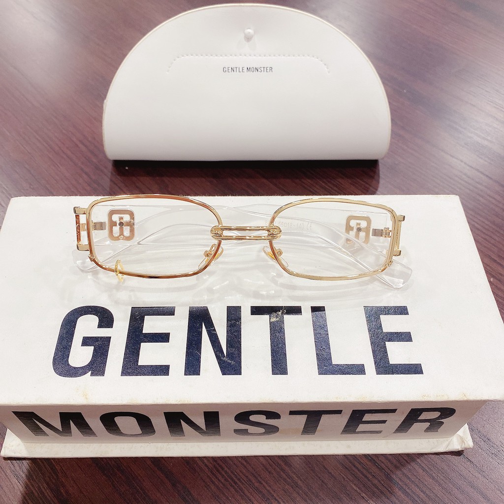 MẮT KÍNH GIẢ CẬN TRẮNG TRONG SUỐT VIỀN VÀNG GỌNG TRẮNG 483