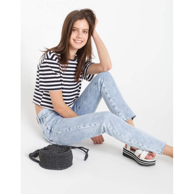 Áo croptop kẻ sọc VNXK