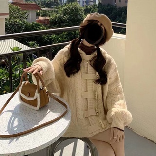 Áo Khoác Len Gài Nút 884