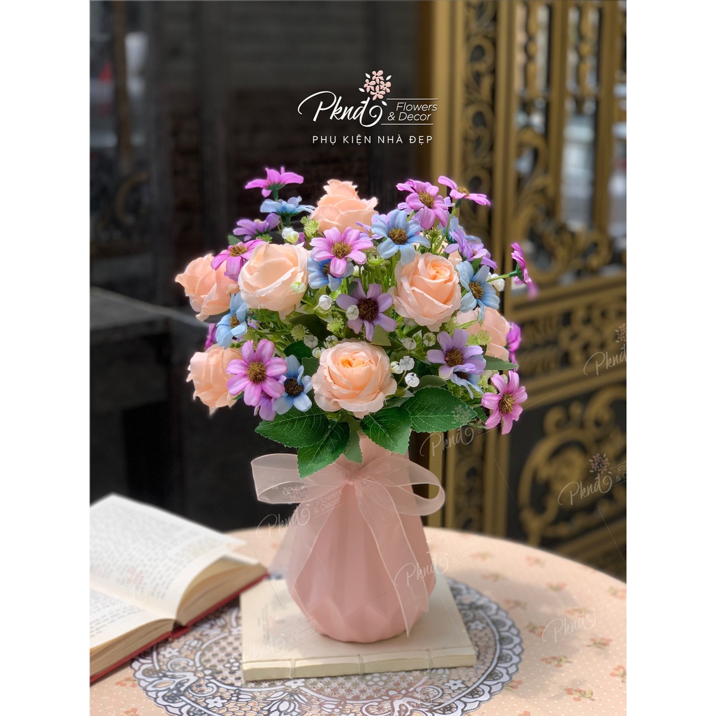 Bình hoa hồng giả chất lụa trang trí để bàn đẹp PKND FLOWERS &amp; DECOR