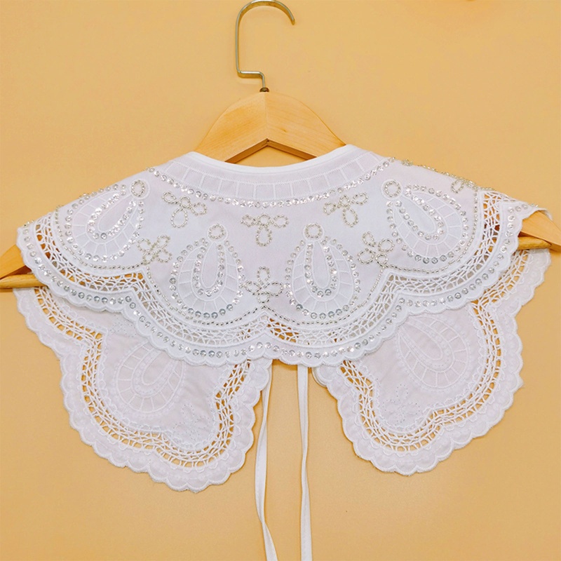 Cổ Áo Giả Khăn Choàng Trắng Đính Hạt Kim Sa Hình Bướm Thêu Hoa Lấp Lánh Cho Nữ