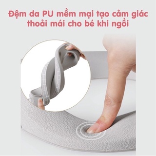 Bô vệ sinh cho bé (Holla)