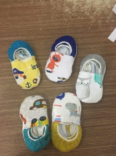 Giầy vải cho bé