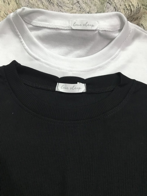 Áo croptop tay ngắn thắc nơ sau lưng | BigBuy360 - bigbuy360.vn