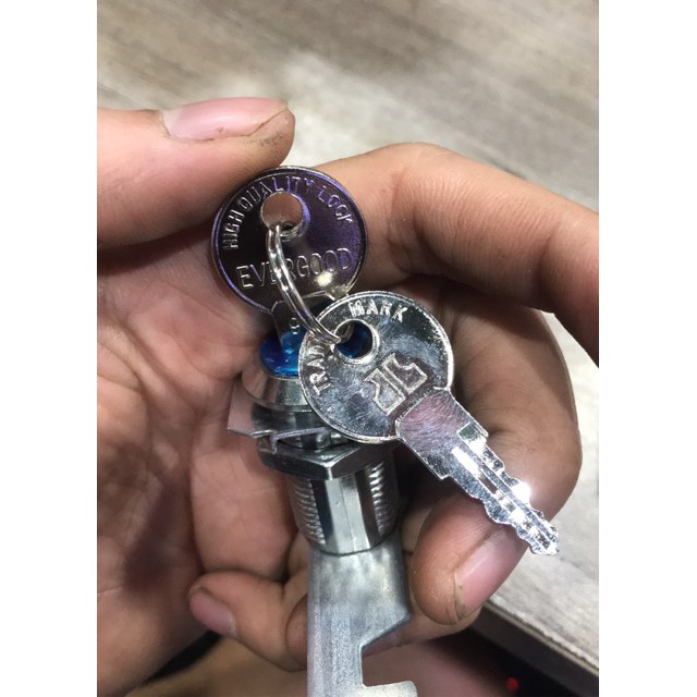 Ổ khoá tủ Evergood dài 30mm
