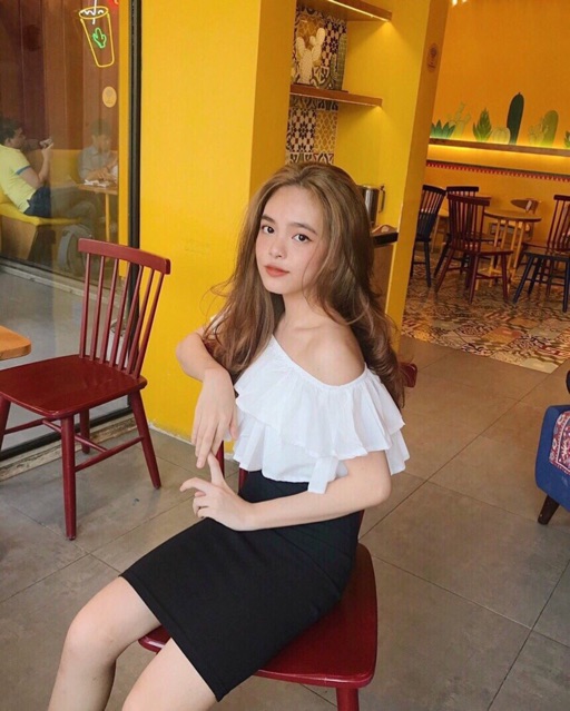 Áo croptop bẹt vai 2 tầng trễ vai trắng caro ( hình thật mẫu shop chụp) | WebRaoVat - webraovat.net.vn