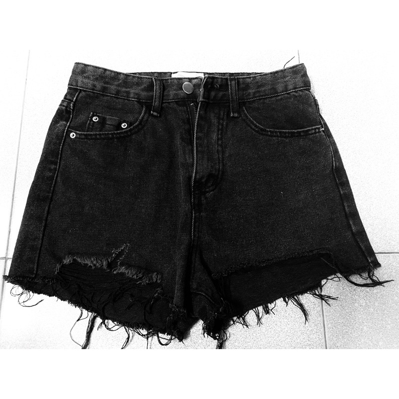 Short jean đen