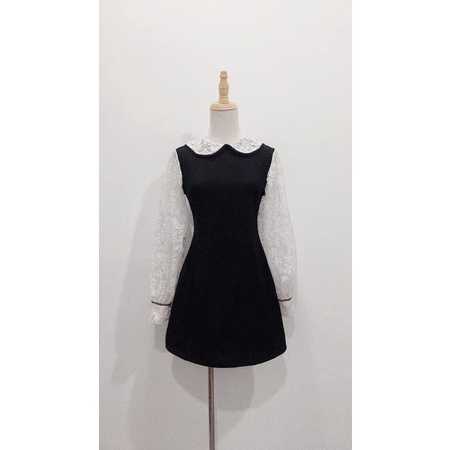 Váy hình mặt trời sau lưng 160k