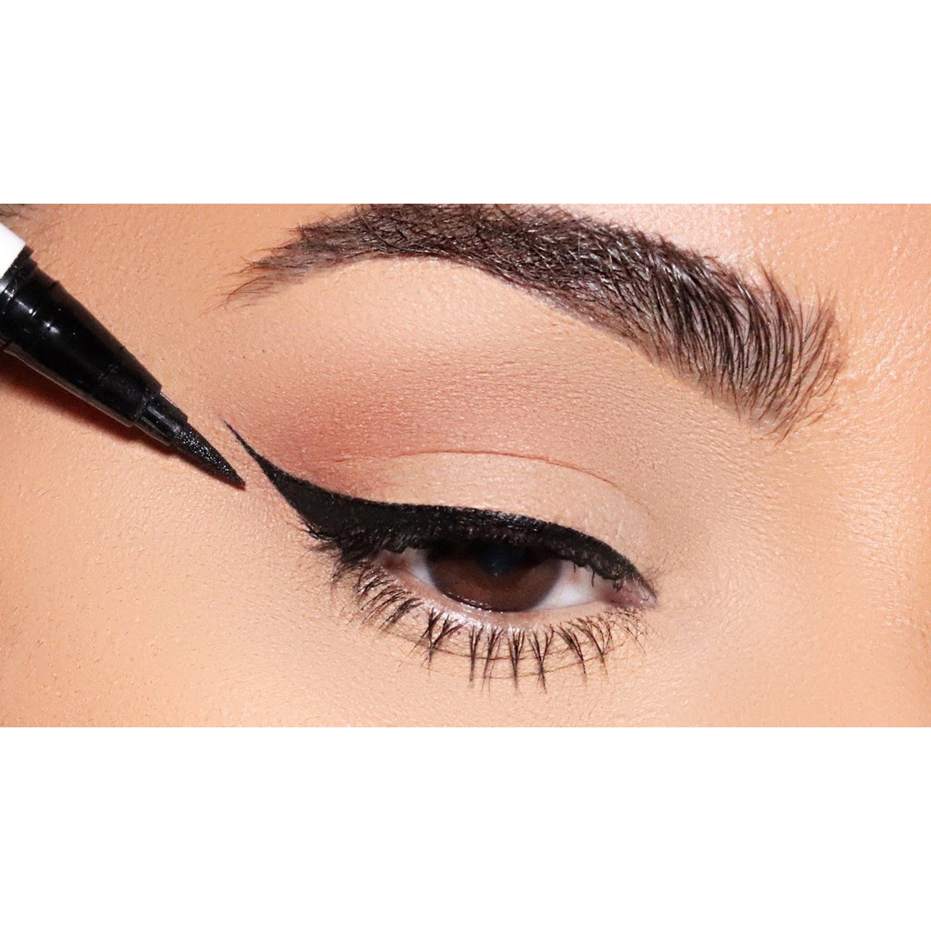 Kẻ Mắt Vacosi Natural Studio Waterproof Eyeliner VM24