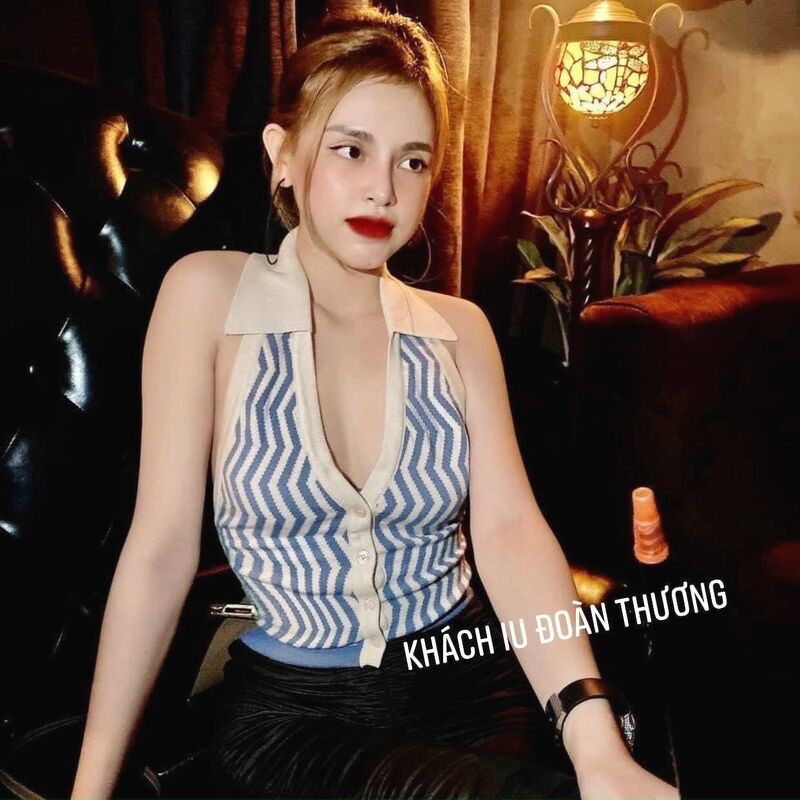 áo hở lưng croptop bẻ Quảng châu dáng mới nhiều màu