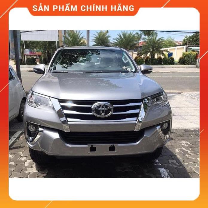 Ốp viền đèn cản trước Fortuner 2017-2019