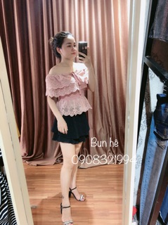 Áo trễ vai ren
