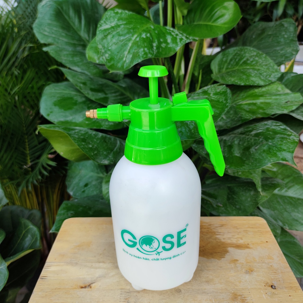Bình tưới cây nhựa cao cấp 2L