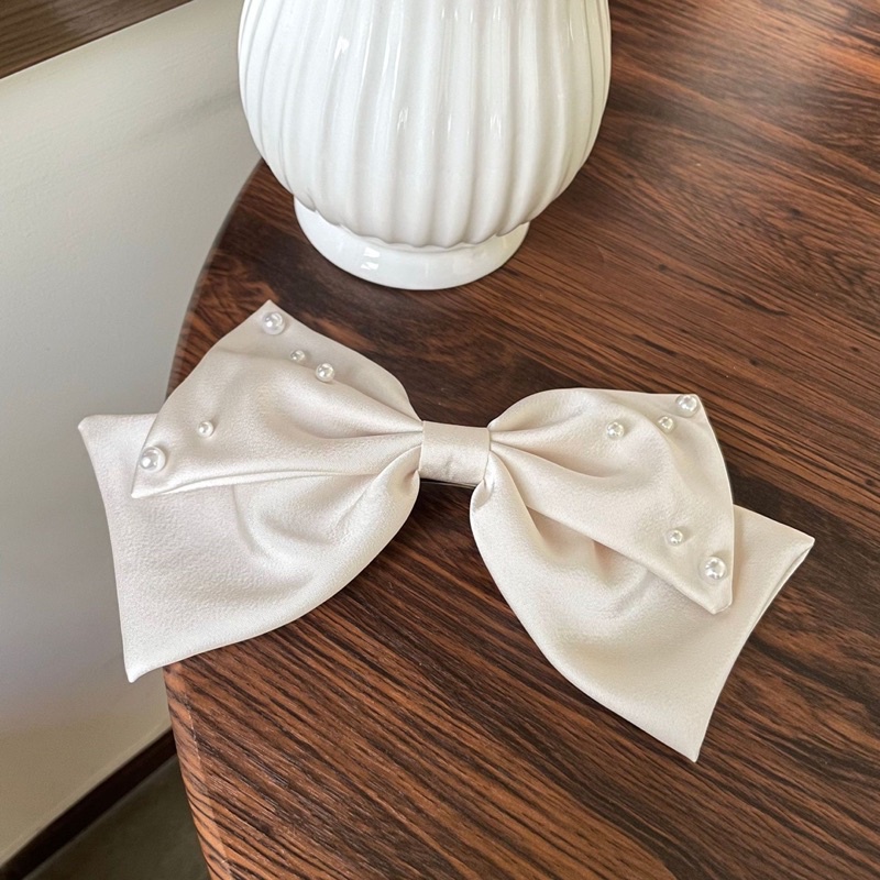 Nơ kẹp tóc màu kem đính hạt phong cách dịu dàng N50