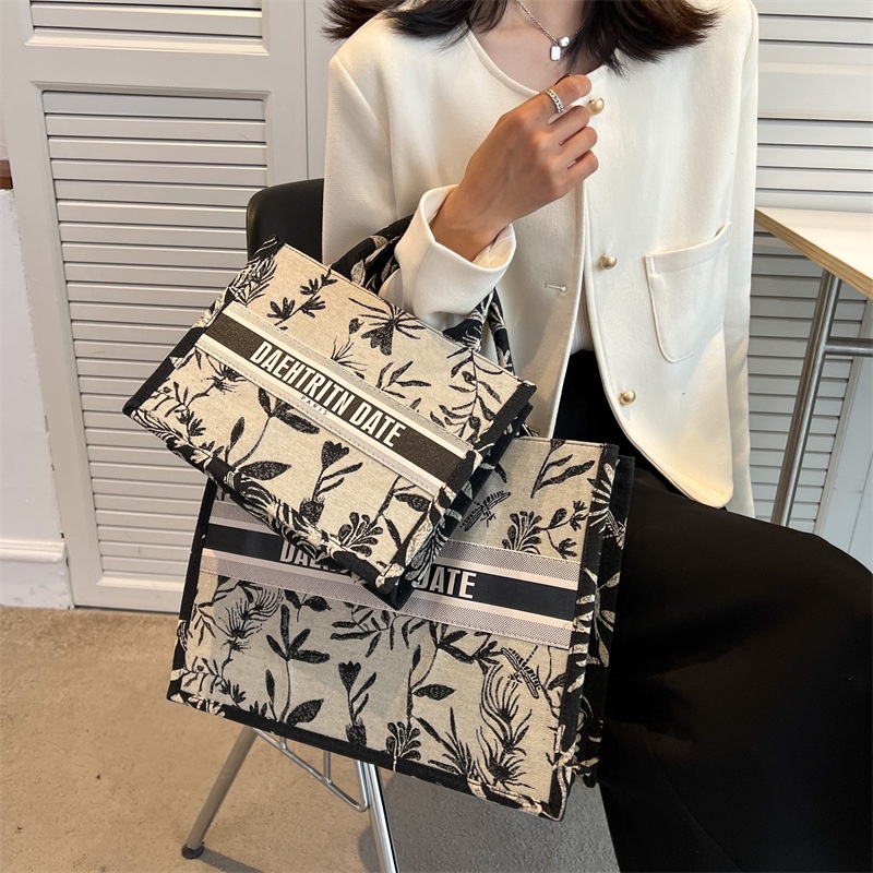 Túi Xách Đeo Vai Sức Chứa Lớn Mẫu Mới 2022 Thời Trang Mùa Hè Dành Cho Nữ