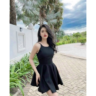 Đầm đen 2 dây xoè đan dây