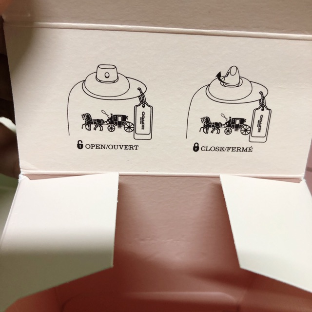 Nước hoa Coach authentic 100% cắp nách mang về