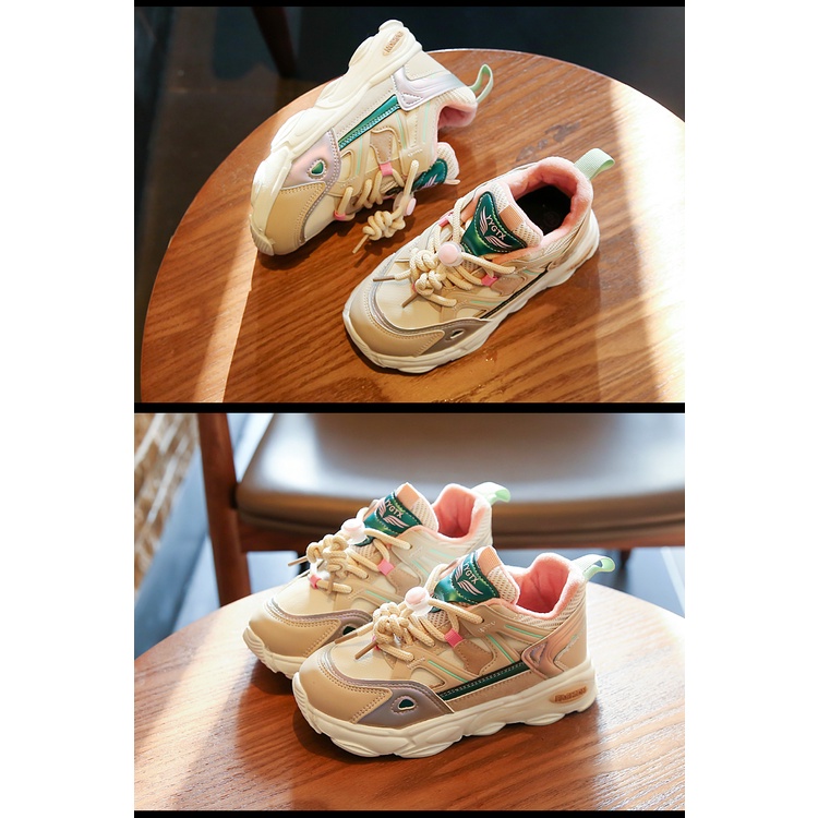 Giày Thể Thao Chạy Bộ Màu Hồng Phong Cách Hàn Quốc Cho Bé Gái