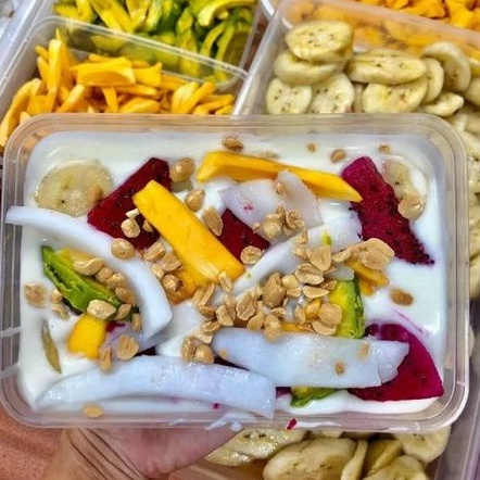 65k hộp 500gr Kem Chuối mix trái cây nhà làm