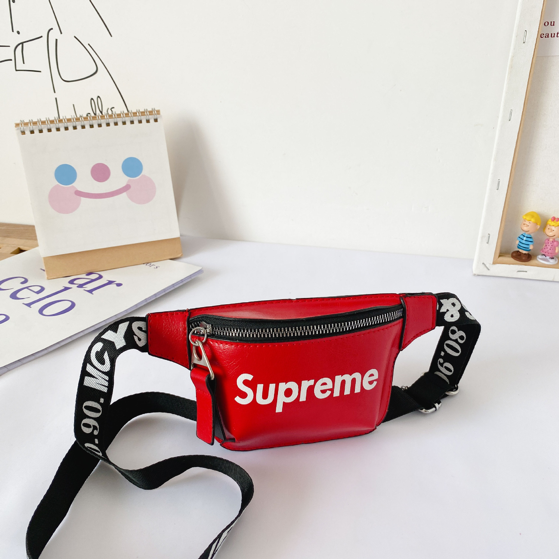 Túi đeo chéo da PU in chữ Supreme Beg kanak-kanak phong cách Hàn Quốc cho bé