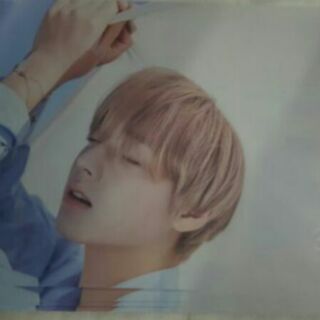 Có sẵn poster chính hãng 100% PARK JIHOON free tube