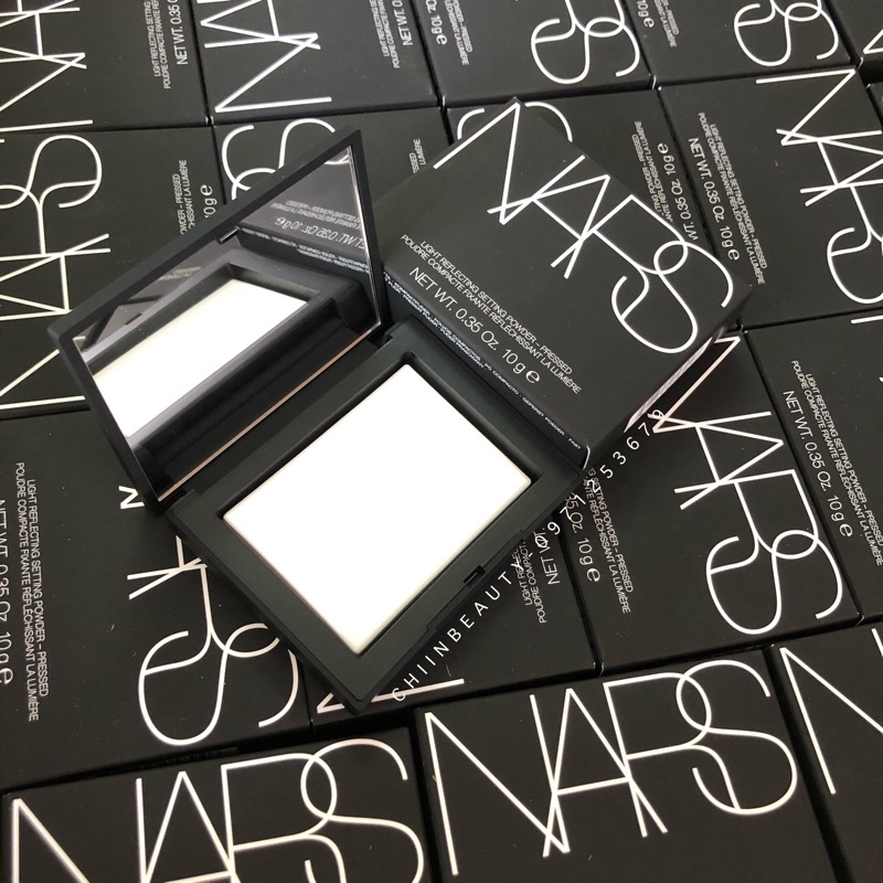 Có sẵn - Phấn phủ nén NARS Light Reflecting Pressed Powder