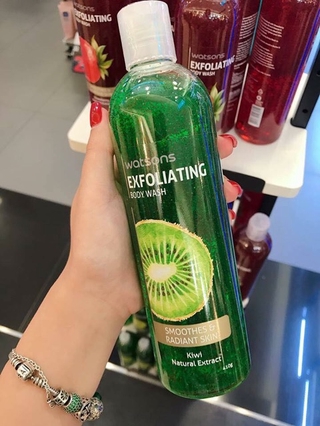 Sữa tắm tẩy da chết watson thái lan