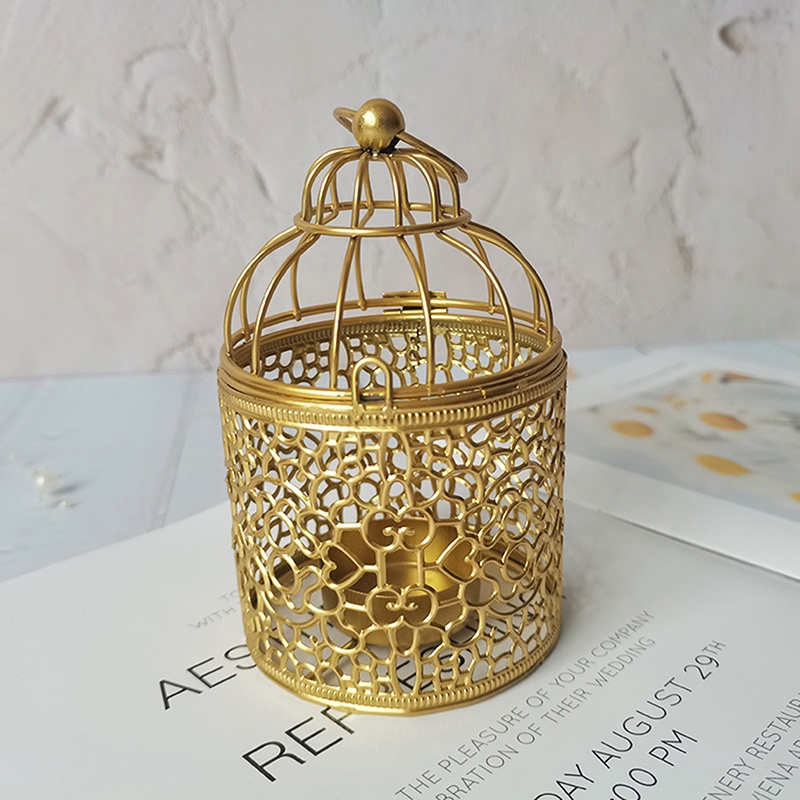 Giá Đỡ Đèn Cầy Bằng Sắt Mạ Vàng Họa Tiết Hình Trụ Phong Cách Châu Âu Sang Trọng
