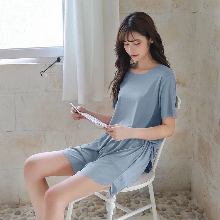 Bộ Đồ Ngủ Hai Mảnh Bằng Lụa Lạnh Dáng Rộng Thoải Mái Thời Trang Mùa Hè Cho Nữ | BigBuy360 - bigbuy360.vn