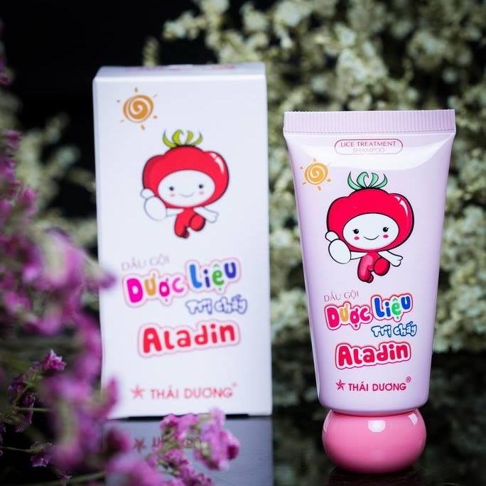 Dầu gội dược liệu Aladin (Sao Thái Dương) giúp ngăn ngừa và loại bỏ sạch chấy (chí) và trứng chấy, an toàn cho mẹ và bé