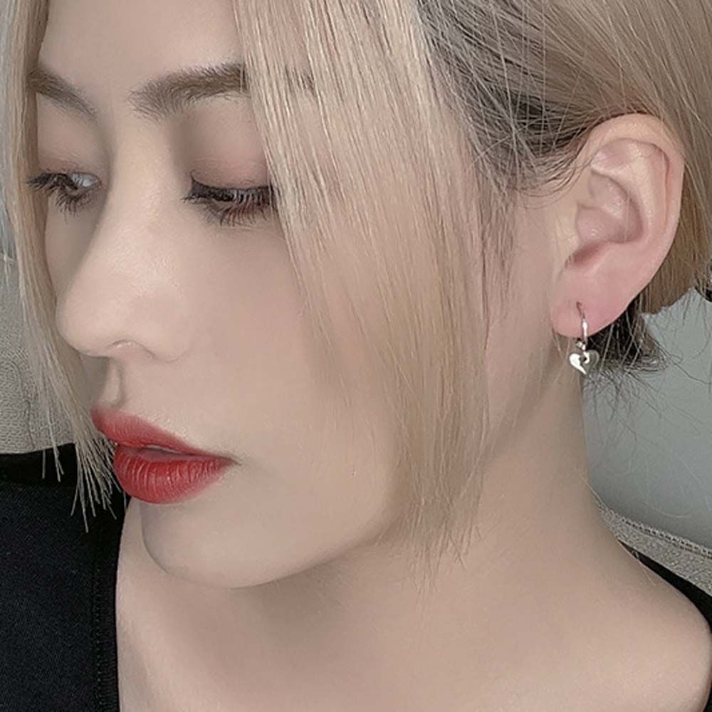 Bông Tai Hình Trái Tim Nhiều Màu Sắc Phong Cách Hàn Quốc Thanh Lịch Cho Nữ