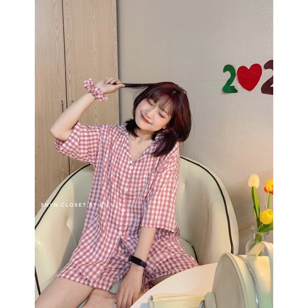 Set đồ ngủ kẻ caro, vải mềm mại, thấm hút, Bộ đồ ngủ lụa mát mặc nhà cộc tay - ShynCloset