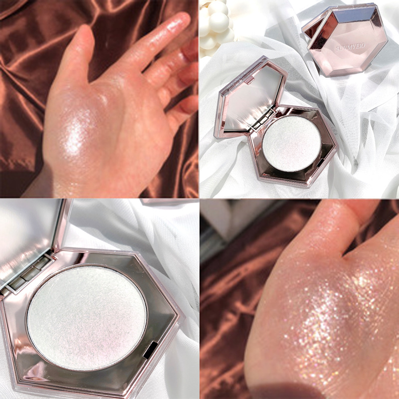 Bảng phấn bắt sáng màu sắc long lanh quyến rũ