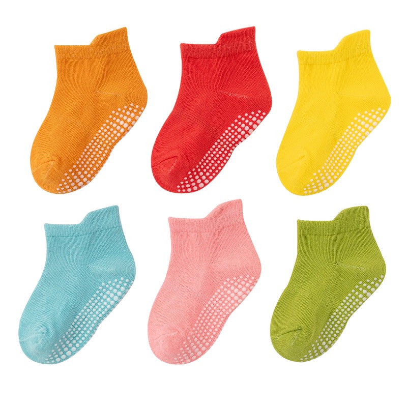 Set 3 đôi tất chống trượt cổ ngắn bé trai bé gái màu trơn chất cotton cho bé