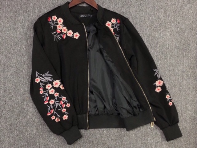 Áo Bomber thêu hoa siêu chất | BigBuy360 - bigbuy360.vn
