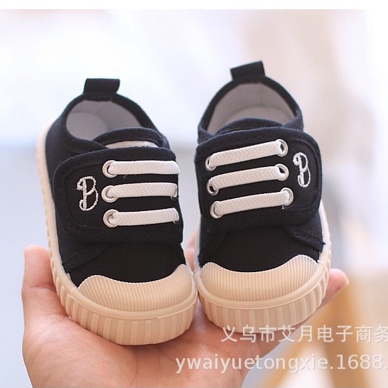Giày thể thao quai dán tiện lợi cho bé trai bé gái tập đi đế mềm sz 18-23