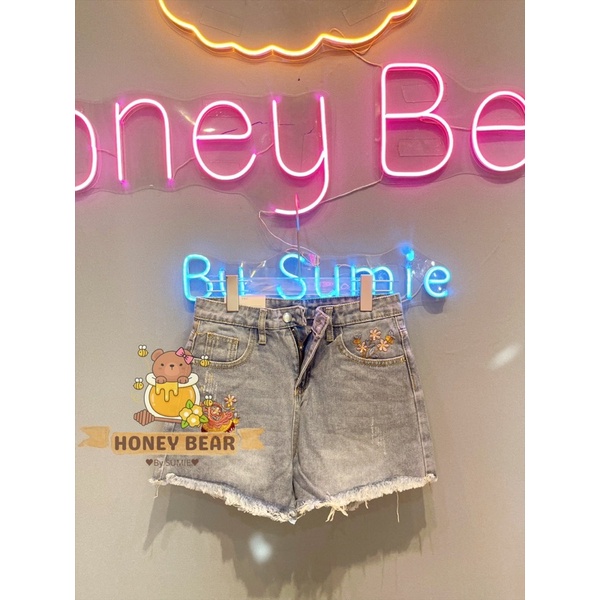 QUẦN SHORT JEANS THÊU HOA - CÓ SIZE M VÀ L
