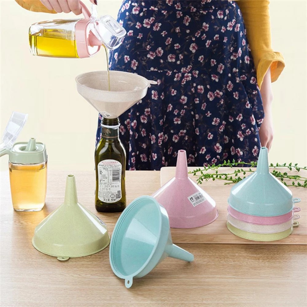1 Phễu Nhựa Mini Đa Năng Màu Sắc Ngẫu Nhiên