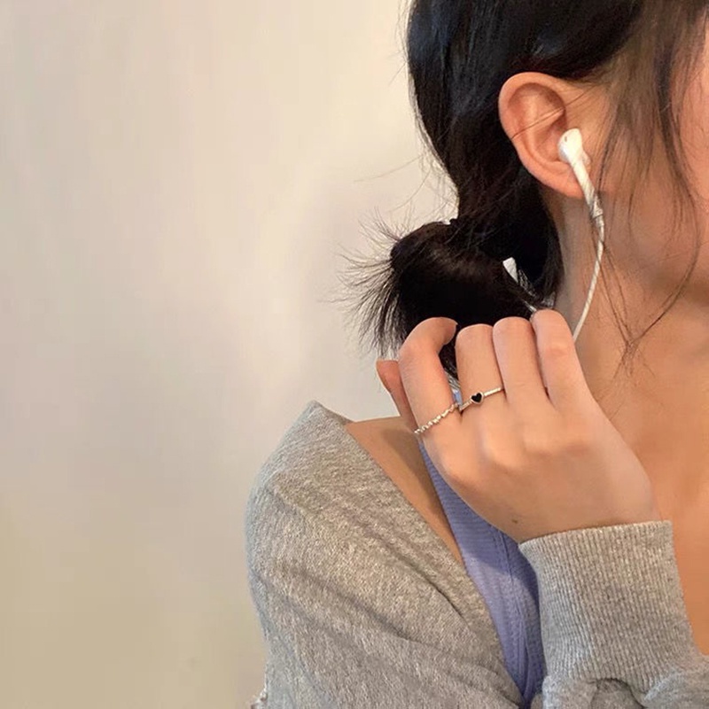 Set 2 Nhẫn Đính Đá Đen Thiết Kế Đơn Giản