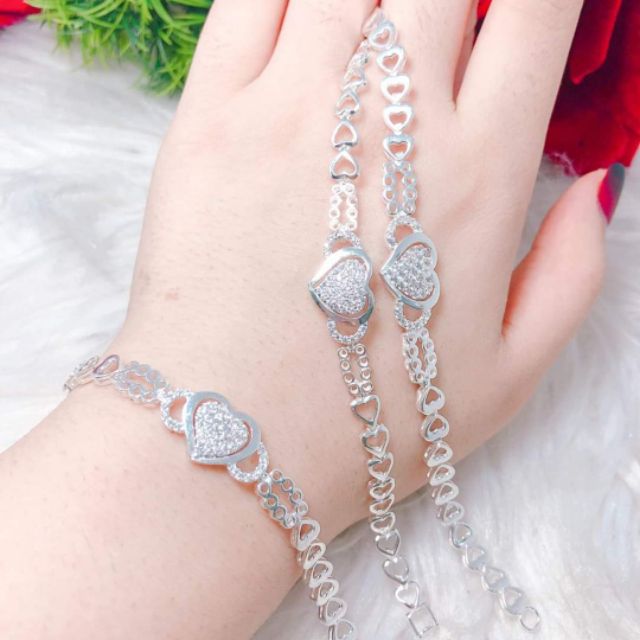 Lắc tay bạc ta