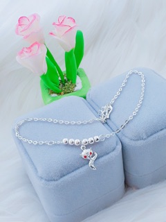 Lắc tay , lắc chân hồ ly